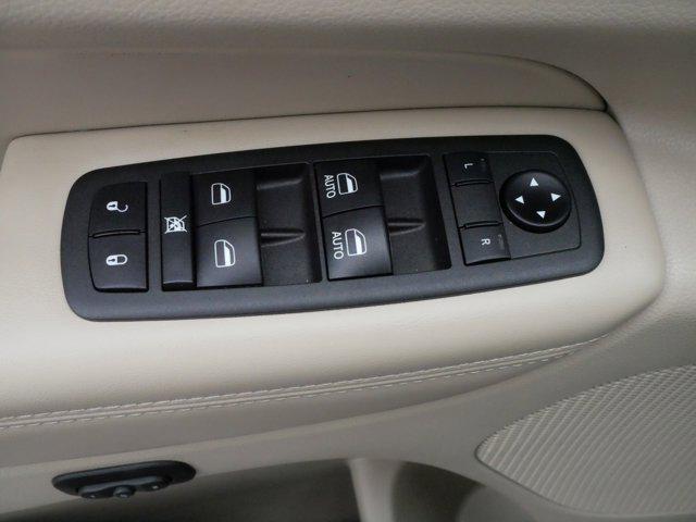 used 2021 Jeep Grand Cherokee car, priced at $27,858
