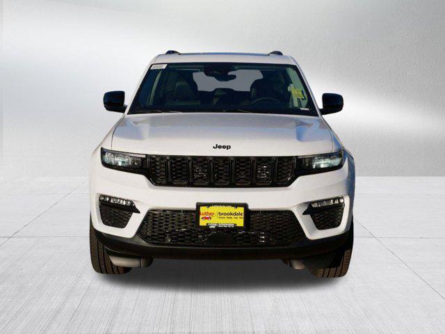 new 2025 Jeep Grand Cherokee car, priced at $52,326