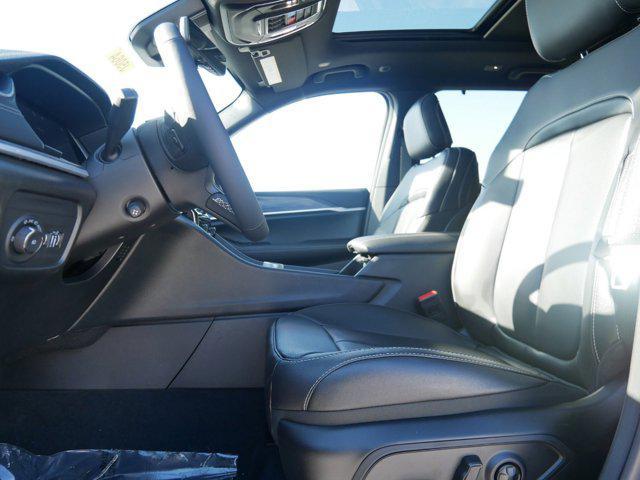 new 2025 Jeep Grand Cherokee car, priced at $52,326