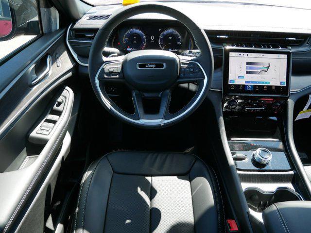 new 2025 Jeep Grand Cherokee car, priced at $52,772