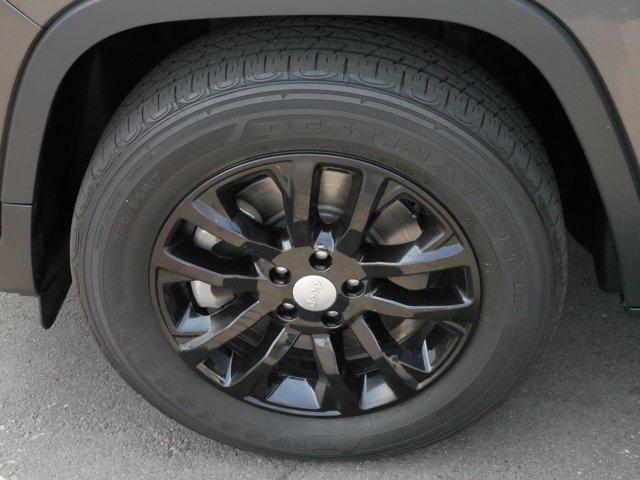 used 2021 Jeep Cherokee car, priced at $22,500