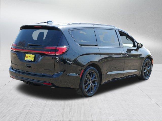 used 2022 Chrysler Pacifica car, priced at $36,877