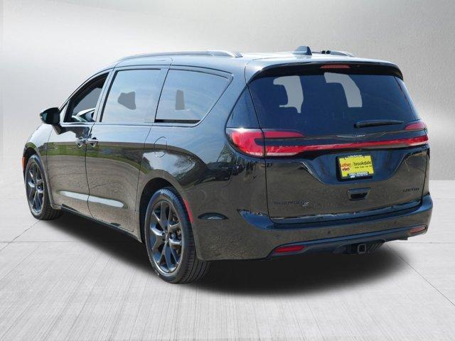 used 2022 Chrysler Pacifica car, priced at $36,877