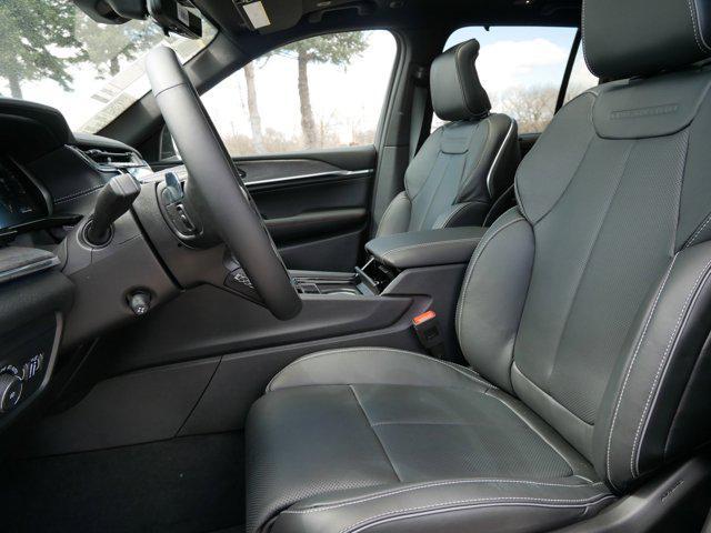 new 2025 Jeep Grand Cherokee car, priced at $57,947