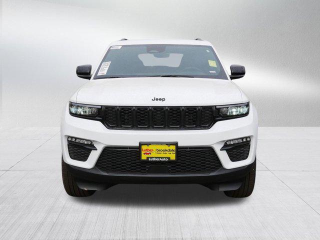 new 2025 Jeep Grand Cherokee car, priced at $44,284