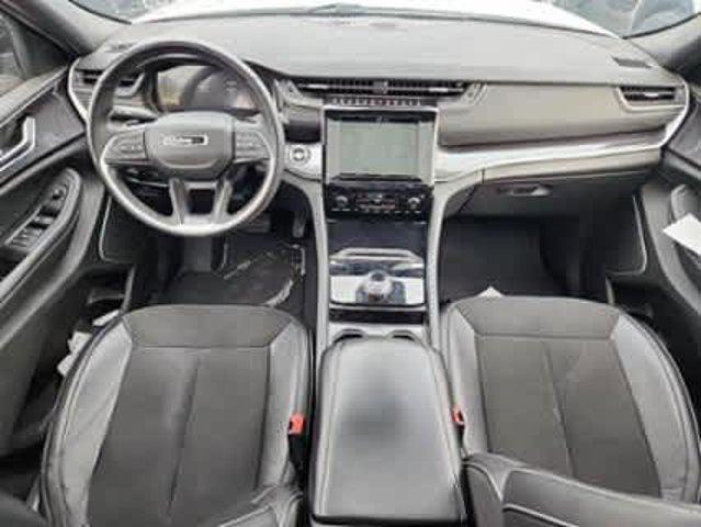 used 2022 Jeep Grand Cherokee car, priced at $35,555