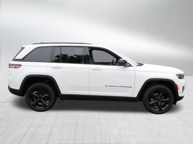 used 2022 Jeep Grand Cherokee car, priced at $33,888