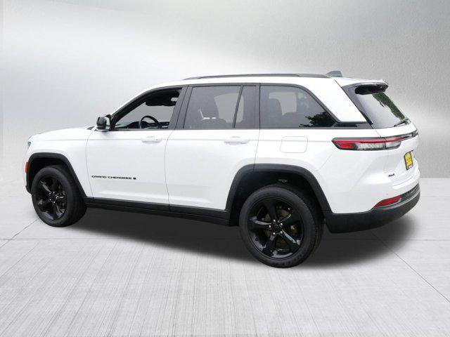 used 2022 Jeep Grand Cherokee car, priced at $33,888