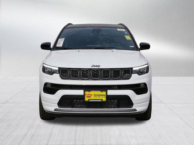 new 2025 Jeep Compass car, priced at $30,499