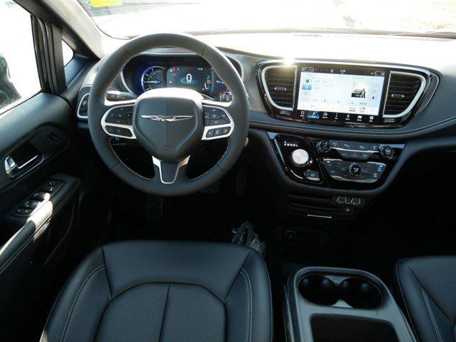 new 2025 Chrysler Pacifica Hybrid car, priced at $43,999