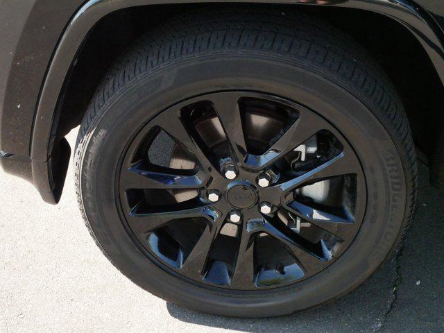 used 2022 Jeep Grand Cherokee car, priced at $31,088