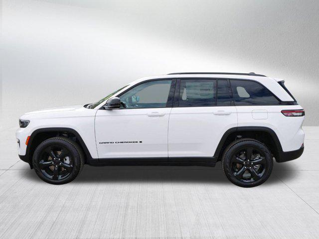 new 2025 Jeep Grand Cherokee car, priced at $47,927
