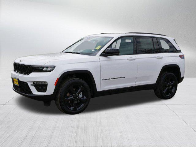 new 2025 Jeep Grand Cherokee car, priced at $47,927