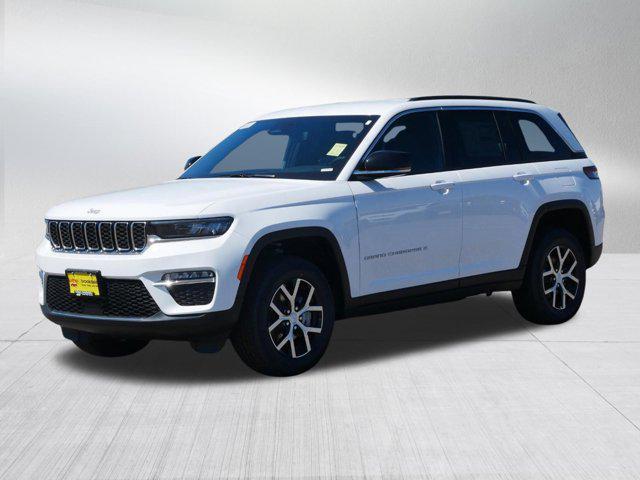 new 2025 Jeep Grand Cherokee car, priced at $39,999