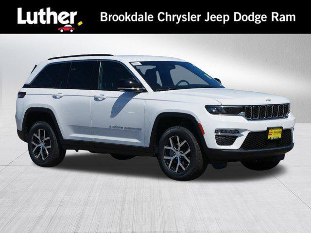 new 2025 Jeep Grand Cherokee car, priced at $39,999