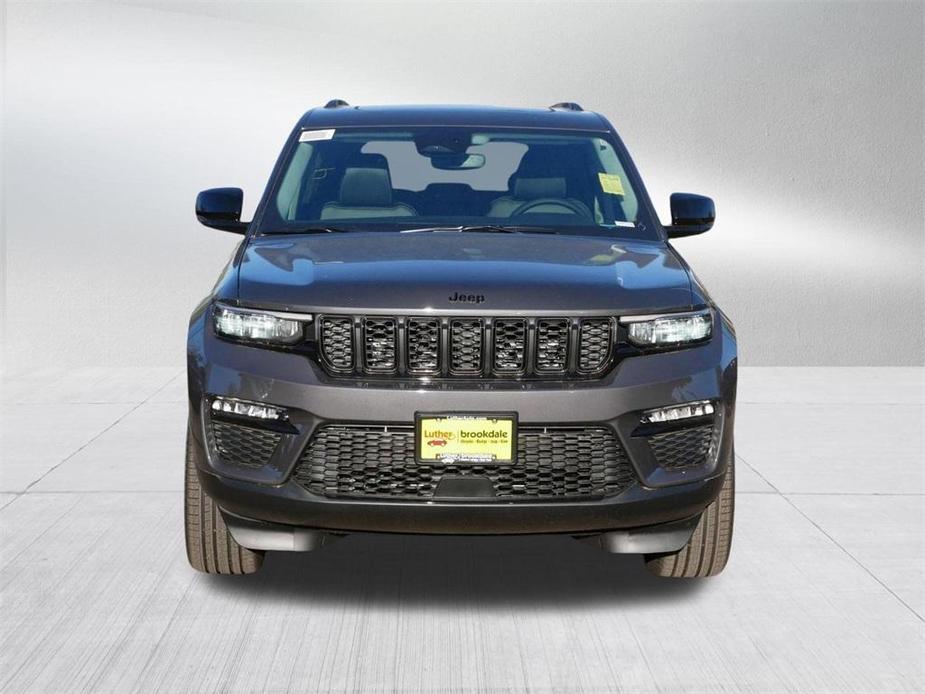 new 2024 Jeep Grand Cherokee car, priced at $47,595