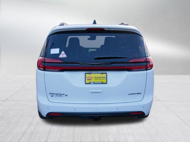 new 2024 Chrysler Pacifica car, priced at $46,579