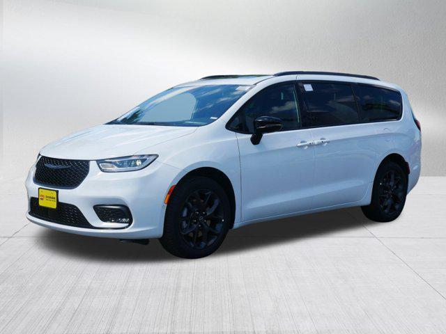 new 2026 Chrysler Pacifica car, priced at $60,450