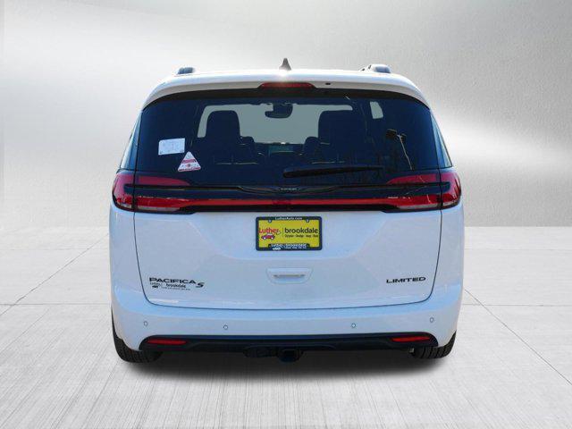 new 2024 Chrysler Pacifica car, priced at $48,193