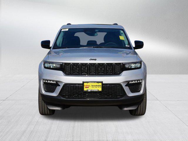 new 2025 Jeep Grand Cherokee car, priced at $49,354