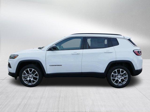 new 2024 Jeep Compass car, priced at $26,499