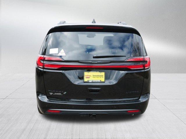 new 2024 Chrysler Pacifica car, priced at $50,579