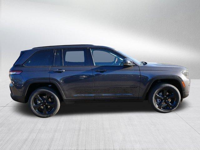 new 2024 Jeep Grand Cherokee car, priced at $46,595