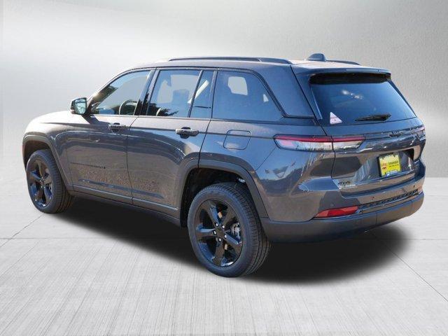 new 2024 Jeep Grand Cherokee car, priced at $46,595