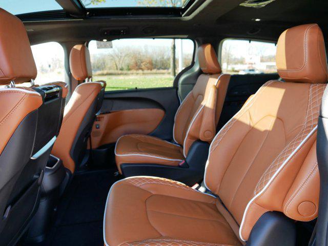 new 2025 Chrysler Pacifica car, priced at $52,999