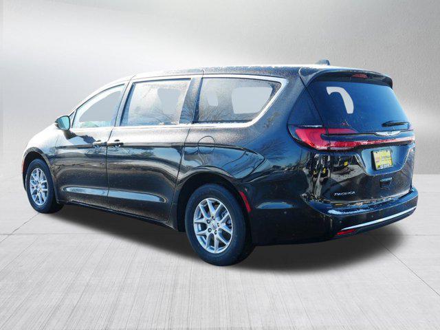 new 2025 Chrysler Pacifica car, priced at $38,999