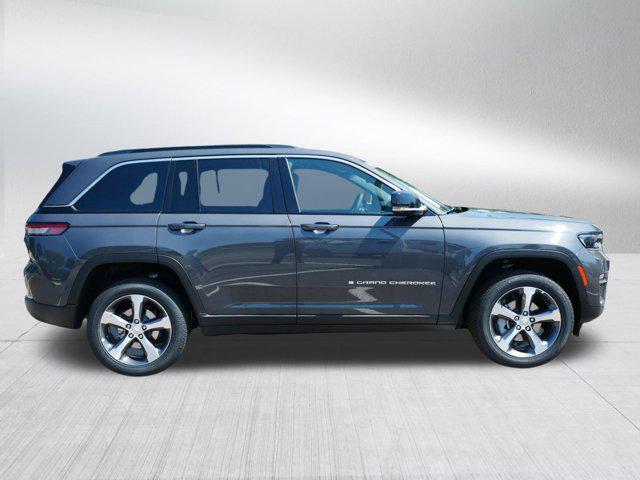 new 2025 Jeep Grand Cherokee car, priced at $47,351