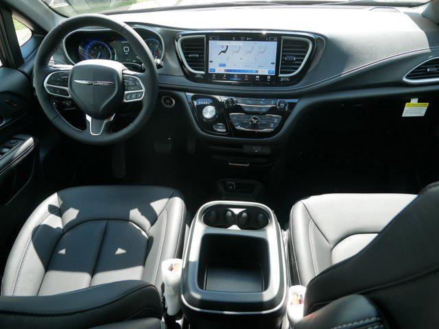 new 2026 Chrysler Pacifica car, priced at $40,216