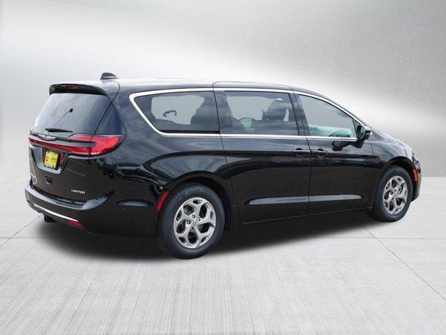 new 2024 Chrysler Pacifica car, priced at $44,963