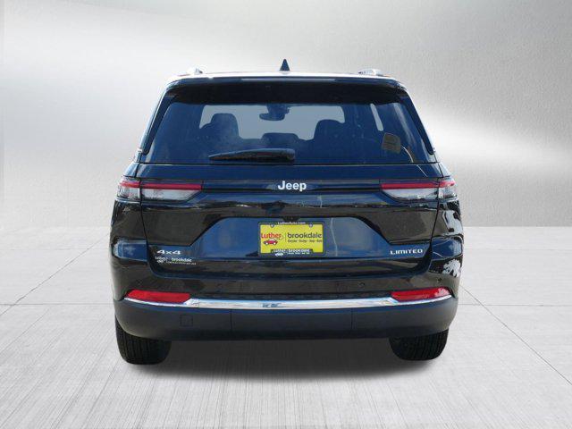 new 2025 Jeep Grand Cherokee car, priced at $44,617