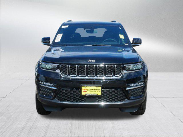new 2025 Jeep Grand Cherokee car, priced at $44,617
