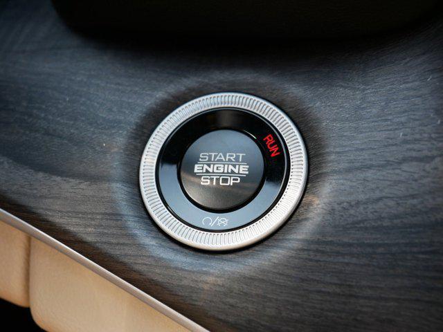 new 2025 Jeep Grand Cherokee car, priced at $41,730