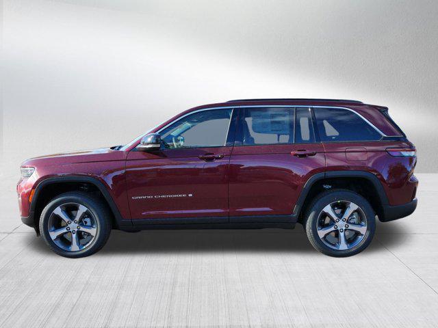 new 2025 Jeep Grand Cherokee car, priced at $41,730