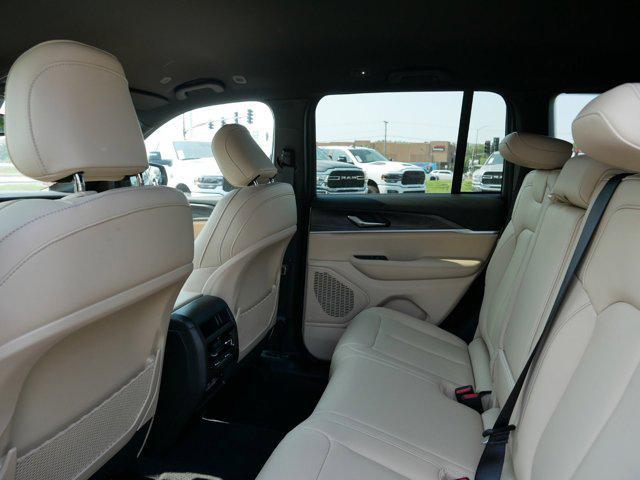 new 2025 Jeep Grand Cherokee car, priced at $41,730