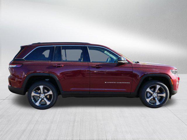 new 2025 Jeep Grand Cherokee car, priced at $41,730