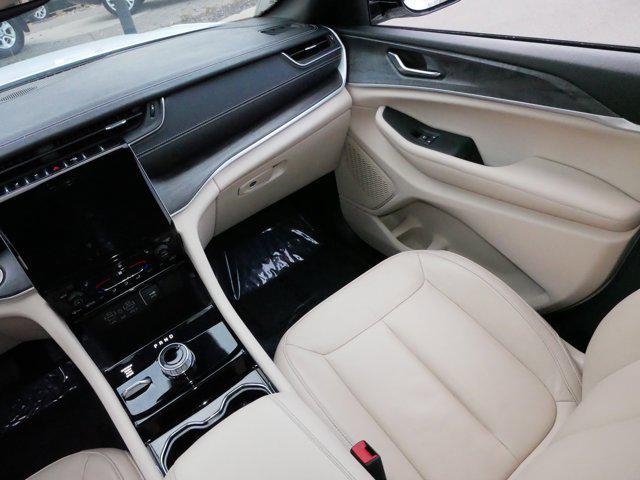 used 2023 Jeep Grand Cherokee car, priced at $29,600