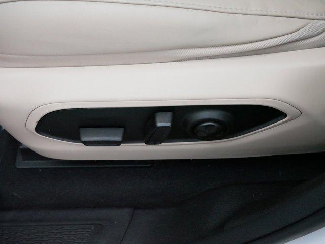 used 2023 Jeep Grand Cherokee car, priced at $29,600