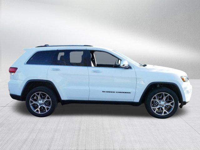 used 2022 Jeep Grand Cherokee car, priced at $27,998