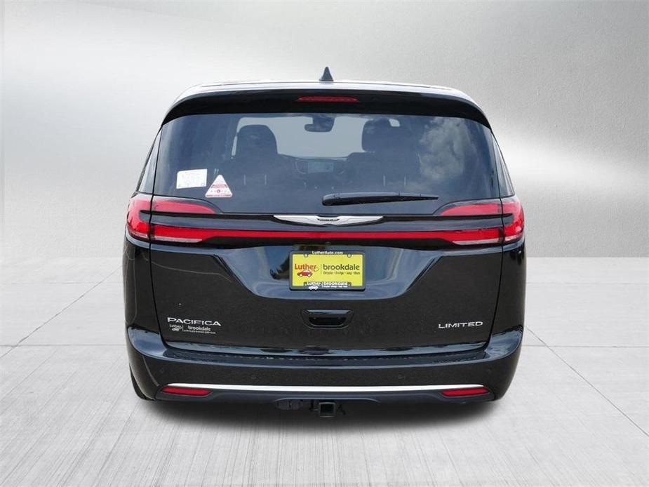 new 2024 Chrysler Pacifica car, priced at $49,563