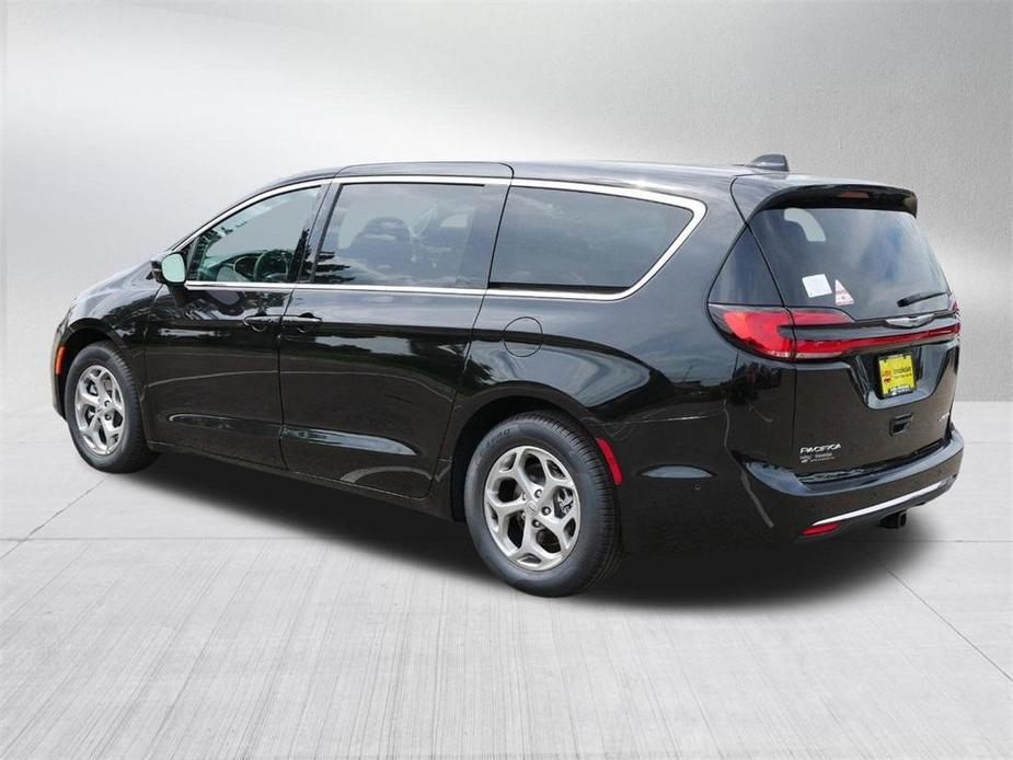 new 2024 Chrysler Pacifica car, priced at $49,563