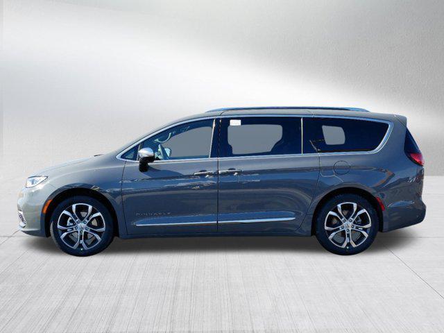 new 2025 Chrysler Pacifica car, priced at $49,499