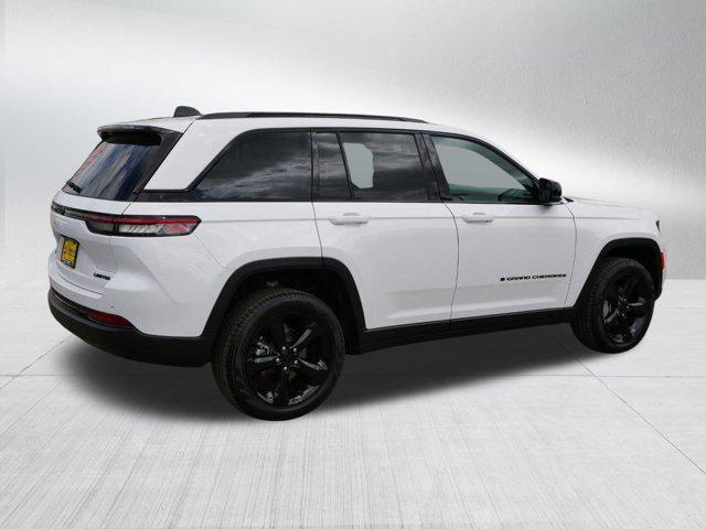 new 2024 Jeep Grand Cherokee car, priced at $47,059