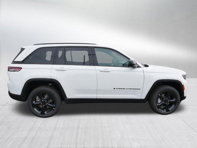 new 2025 Jeep Grand Cherokee car, priced at $44,499