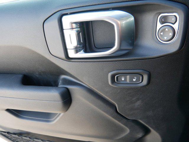 new 2025 Jeep Wrangler car, priced at $45,087