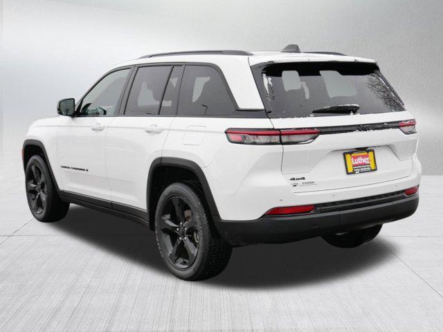 used 2023 Jeep Grand Cherokee car, priced at $31,998