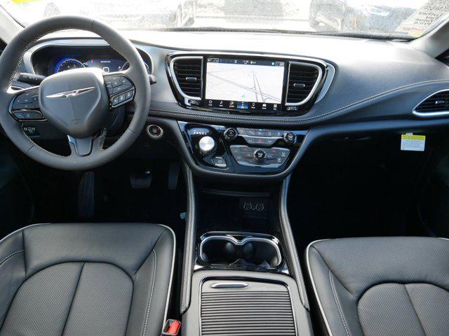 new 2025 Chrysler Pacifica car, priced at $48,667